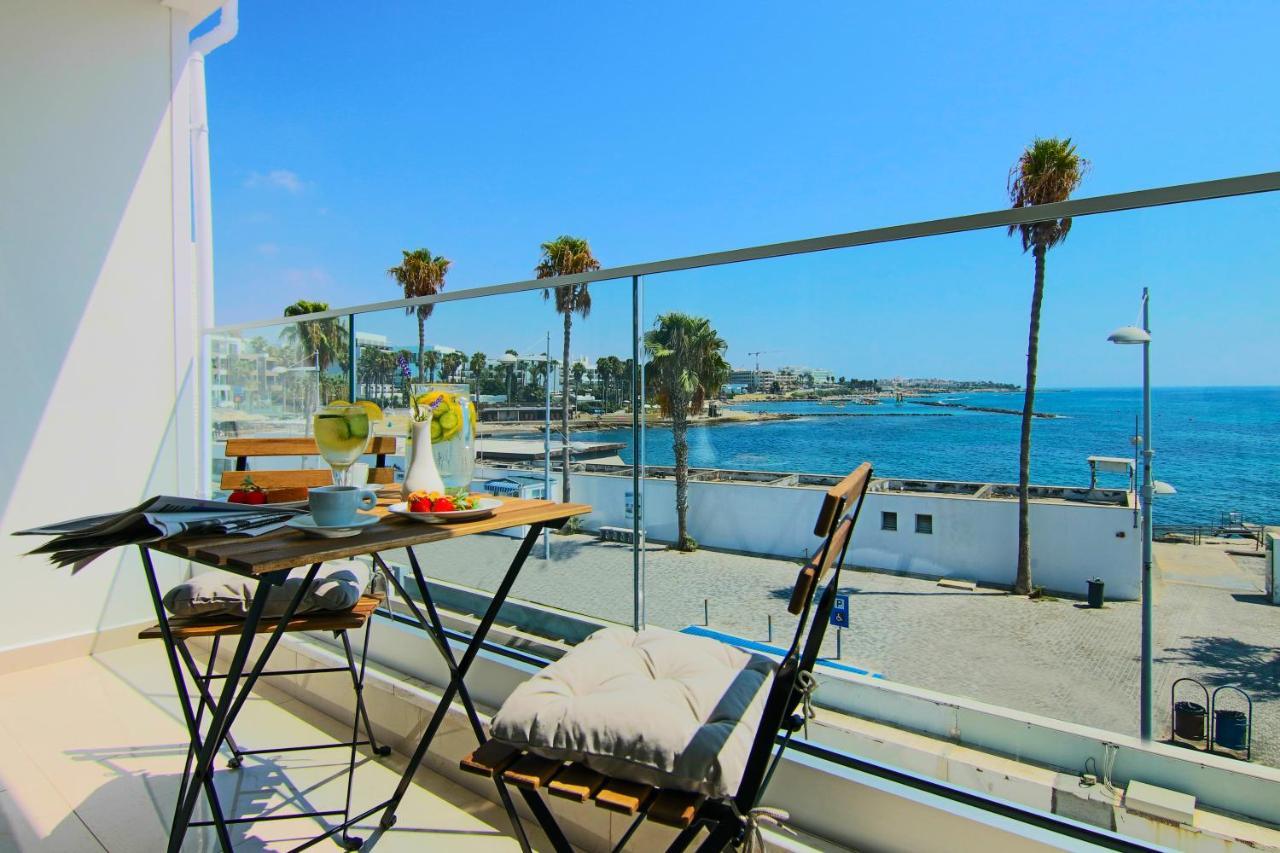 Phaedrus Living: Seaview Gold Flat Lighthouse 48 Apartment Paphos Bagian luar foto
