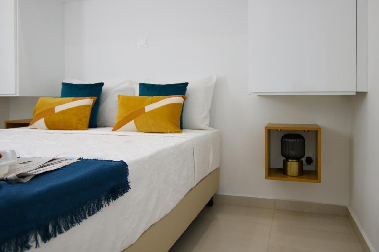 Phaedrus Living: Seaview Gold Flat Lighthouse 48 Apartment Paphos Bagian luar foto
