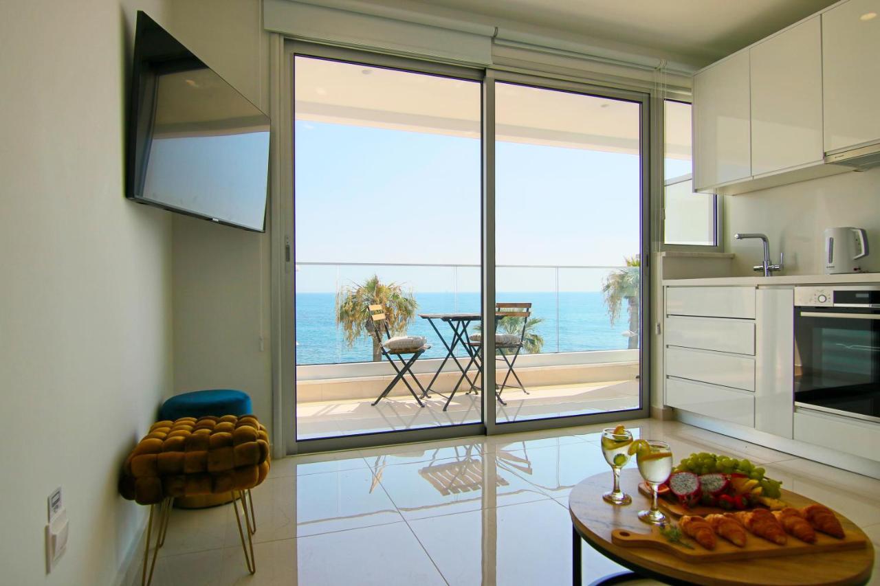 Phaedrus Living: Seaview Gold Flat Lighthouse 48 Apartment Paphos Bagian luar foto